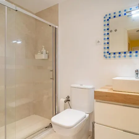 2 Bedroom Gorgeous In